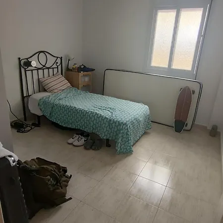 Abrigos بيت شباب